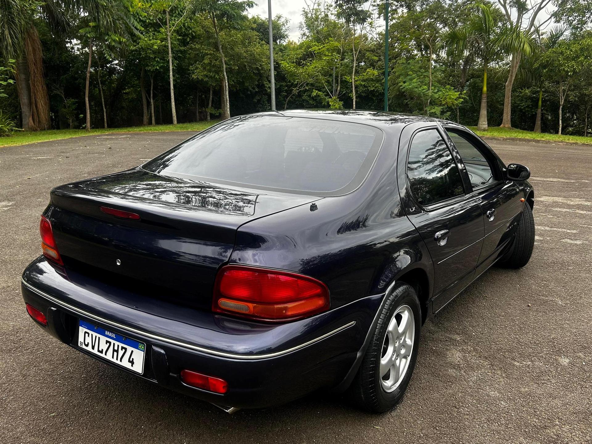 Chrysler Stratus 2.5 V6 (Automatic)